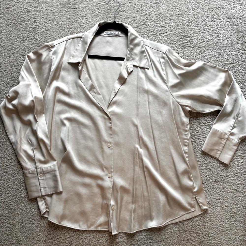 Abercrombie Long-Sleeve Satin Button-Up Shirt